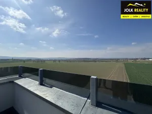 Pronájem bytu 2+kk, Opava, Kačírkova, 89 m2