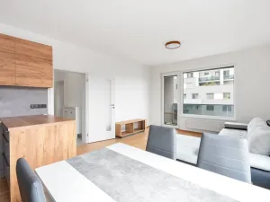 Pronájem bytu 3+kk, Praha - Hloubětín, Waltariho, 80 m2