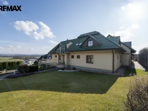 Prodej vícegeneračního domu, Fryšták - Vítová, 615 m2