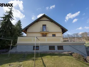 Prodej vícegeneračního domu, Fryšták - Vítová, 615 m2