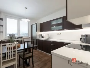 Prodej bytu 3+1, Opava - Kateřinky, Na Pastvisku, 79 m2