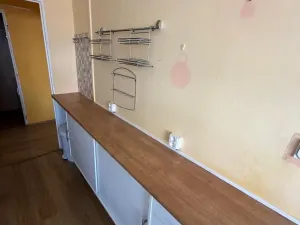 Prodej bytu 3+1, Meziboří, Nad parkem, 78 m2