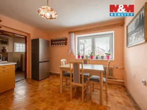 Prodej rodinného domu, Divišov, Na Malé Straně, 106 m2