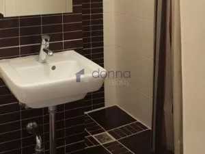 Pronájem bytu 2+kk, Praha, Novákových, 42 m2