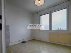 Prodej bytu 4+1, Plzeň, Strážnická, 83 m2