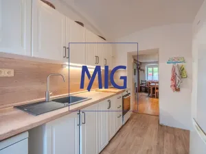 Prodej pozemku pro bydlení, Staré Město, 1150 m2