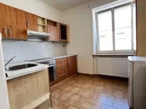 Pronájem bytu 2+1, České Budějovice, Ledenická, 60 m2