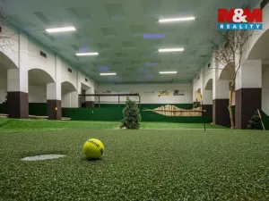 Pronájem obchodního prostoru, Pardubice - Bílé Předměstí, Dašická, 1230 m2