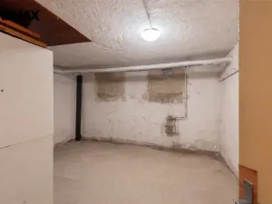 Prodej bytu 3+1, Meziboří, J. A. Komenského, 67 m2