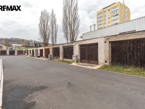 Prodej bytu 3+1, Meziboří, J. A. Komenského, 67 m2