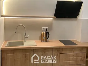 Pronájem bytu 1+1, Olomouc - Holice, Hanácká, 25 m2