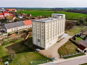 Prodej obchodního prostoru, Želetice, 3355 m2