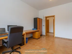 Prodej obchodního prostoru, Želetice, 3355 m2