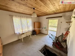 Prodej chaty, Veltrusy, V Cihelnách, 583 m2