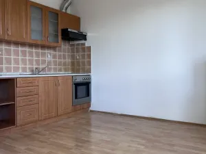 Pronájem bytu 3+kk, Praha - Strašnice, Gutova, 68 m2