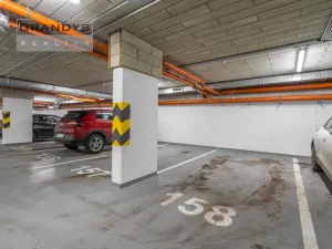 Prodej bytu 1+kk, Praha - Uhříněves, Oty Bubeníčka, 32 m2