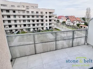 Pronájem bytu 1+kk, Praha - Strašnice, Zvěřinova, 38 m2