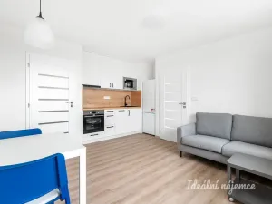 Pronájem bytu 2+kk, Praha - Krč, Horáčkova, 34 m2