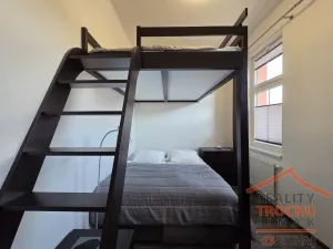 Prodej apartmánu, Trutnov, Polská, 715 m2