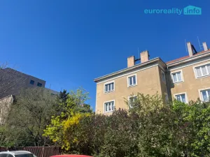 Pronájem bytu 3+kk, Praha, U Svépomoci, 80 m2