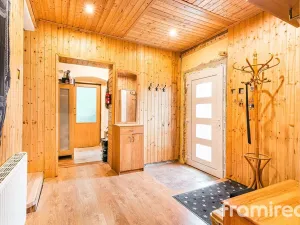 Prodej chalupy, Lomnice - Tylov, 180 m2