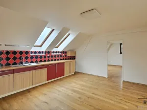 Pronájem bytu 2+1, Třebotov, Hlavní, 100 m2