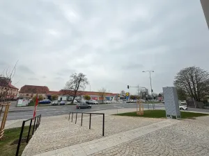 Pronájem obchodního prostoru, Hostivice, Čsl. armády, 110 m2