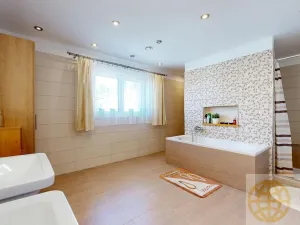 Prodej rodinného domu, Opařany, 169 m2