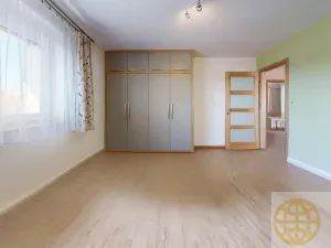 Prodej rodinného domu, Opařany, 169 m2