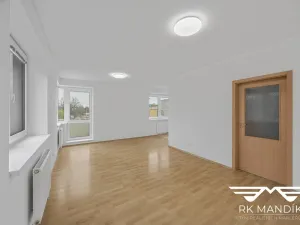 Prodej bytu 1+kk, Praha - Horní Měcholupy, Boloňská, 37 m2
