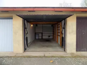 Prodej garáže, Hradec Králové, 17 m2