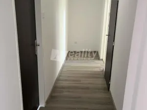 Pronájem bytu 2+1, Telč - Telč-Staré Město, 9. května, 50 m2