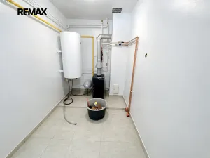 Pronájem kanceláře, Slavkov u Brna, 82 m2