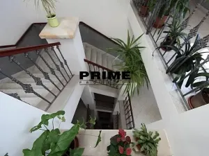 Pronájem kanceláře, Praha - Smíchov, Štefánikova, 168 m2