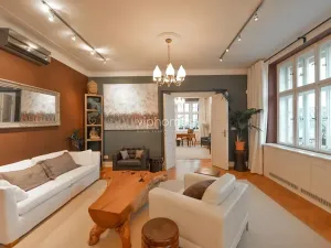 Pronájem bytu 4+1, Praha - Nové Město, Na hrobci, 180 m2