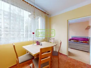 Prodej bytu 3+1, Děčín - Děčín VI-Letná, U Tvrze, 63 m2