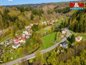 Prodej pozemku pro bydlení, Chodová Planá - Michalovy Hory, 1740 m2