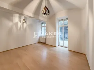 Pronájem bytu 1+kk, Praha - Libeň, Pod Labuťkou, 30 m2