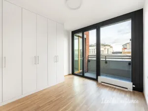 Pronájem bytu 2+kk, Praha - Smíchov, Nádražní, 64 m2