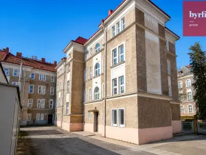 Pronájem bytu 2+kk, Opava, Březinova, 59 m2