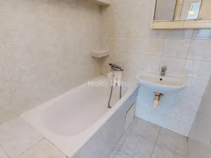 Prodej bytu 3+kk, Praha - Karlín, K Olympiku, 57 m2