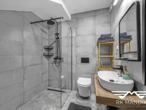 Pronájem bytu 2+kk, Praha - Karlín, Pernerova, 42 m2