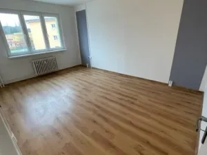 Pronájem bytu 2+1, Horní Slavkov, Poštovní, 50 m2