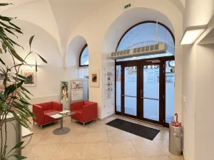 Pronájem kanceláře, Olomouc, Dolní náměstí, 204 m2