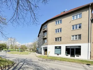 Pronájem bytu 3+1, Olomouc, Ladova, 86 m2