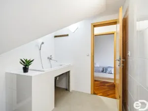 Prodej rodinného domu, Dolní Beřkovice - Vliněves, 400 m2