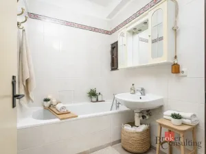 Prodej bytu 2+1, Praha - Libeň, Sokolovská, 72 m2