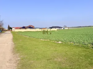 Prodej pozemku pro bydlení, Urbanice, 910 m2