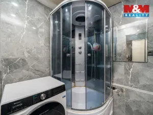 Prodej bytu 3+1, Krupka - Maršov, Karla Čapka, 80 m2