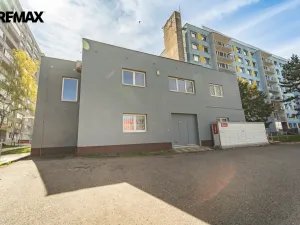 Pronájem obchodního prostoru, Praha - Háje, Hviezdoslavova, 661 m2
